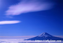 山梨県三つ峠で見た彩雲と富士山