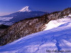 山梨県三つ峠で撮影した雪景色と富士山