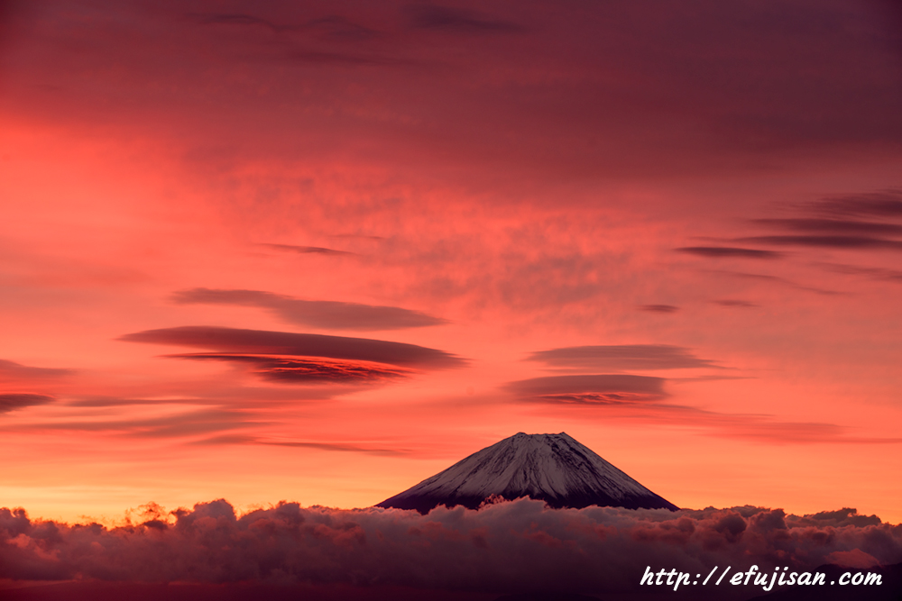 インスタ映えの富士山／朝焼け２
