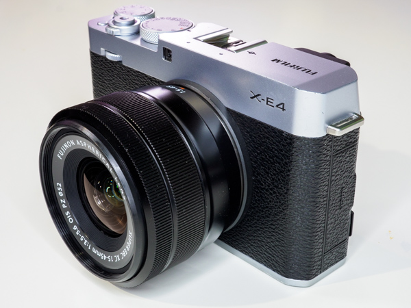 FUJI FILM X-E4 ボディやレンズなどセット売り - カメラ