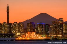 横浜で見た夜景と富士山｜みなとみらいと富士山